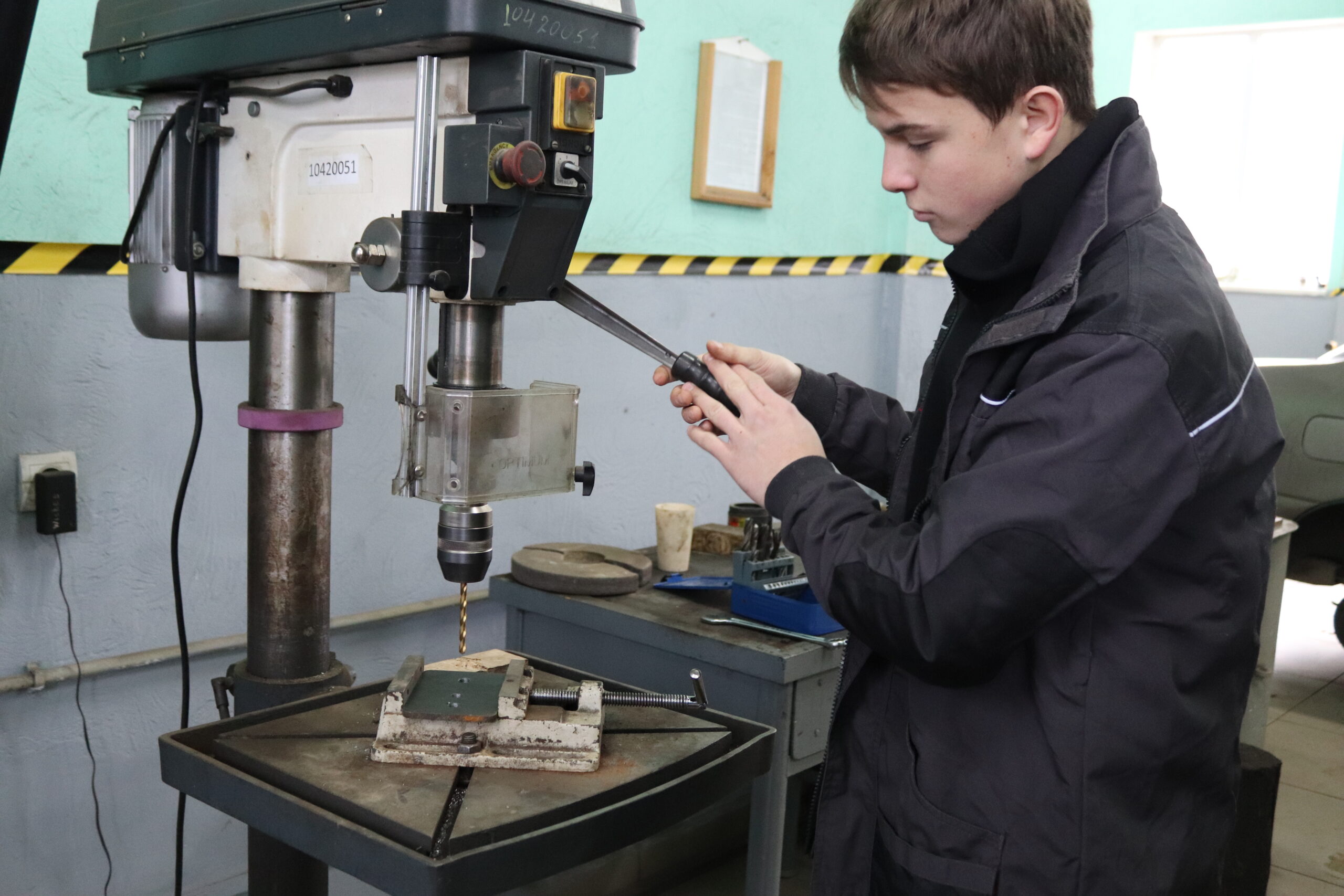 Автослюсарі